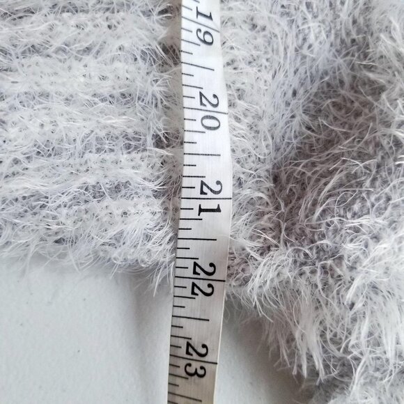 NEW Directions S Eyelash Fringe Knit sweater Gray Stripes Soft & Cozy - Picture 4 of 7
